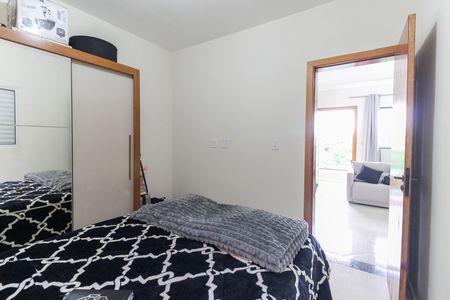 Quarto de apartamento à venda com 1 quarto, 34m² em Parque Guarani, São Paulo