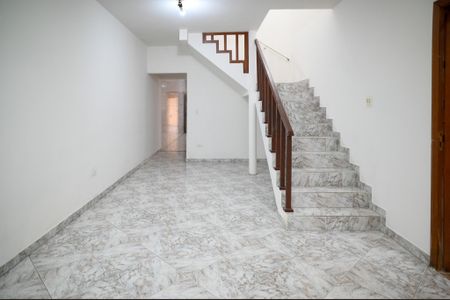 Sala de casa para alugar com 3 quartos, 130m² em Vila Nair, São Paulo