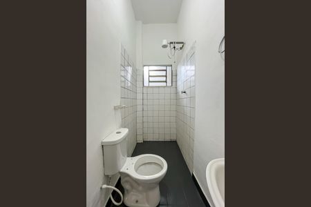 Banheiro de casa para alugar com 1 quarto, 100m² em Freguesia do Ó, São Paulo