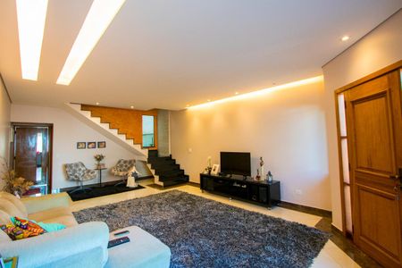 Sala de casa para alugar com 3 quartos, 260m² em Jardim Las Vegas, Santo André