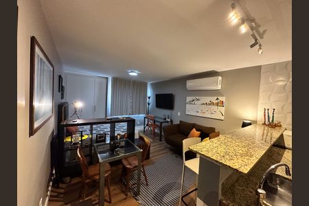 Kitnet/Studio à venda com 1 quarto, 33m² em Lapa, Rio de Janeiro
