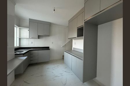 Apartamento para alugar com 3 quartos, 160m² em Campestre, Santo André