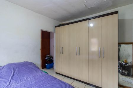 Quarto 2 de casa à venda com 2 quartos, 180m² em Jardim Munhoz, Guarulhos
