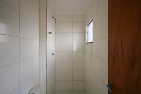 Banheiro de apartamento para alugar com 1 quarto, 33m² em Vila Alpina, São Paulo