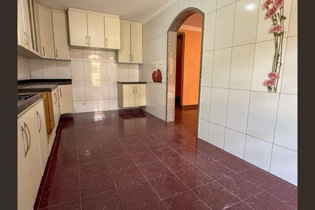 Cozinha de casa à venda com 4 quartos, 272m² em Cidade Líder, São Paulo
