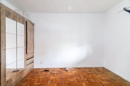 Quarto 1 de casa para alugar com 2 quartos, 250m² em Vila Albano, São Paulo