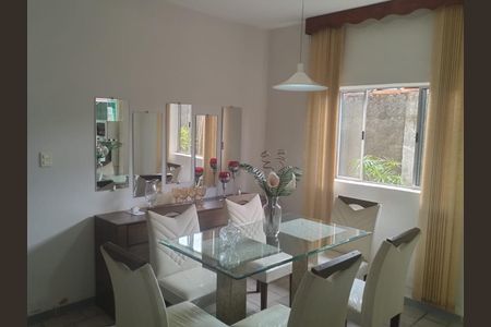 Casa à venda com 2 quartos, 210m² em Parque Sao Jose, Belo Horizonte