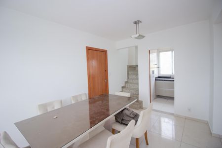 Sala de apartamento para alugar com 4 quartos, 158m² em Alvorada, Contagem