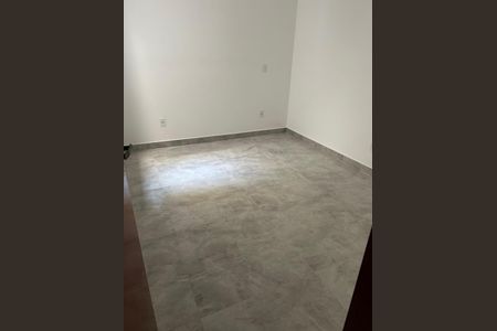 Casa à venda com 3 quartos, 85m² em Vila Vitória, Santo André