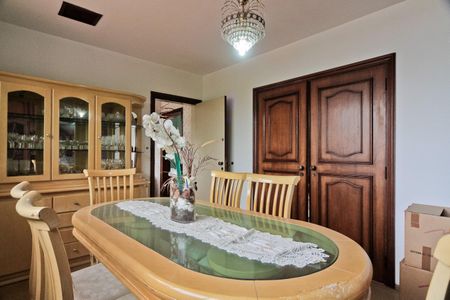 Sala de Jantar de casa à venda com 4 quartos, 350m² em Jardim Sao Bento, São Paulo