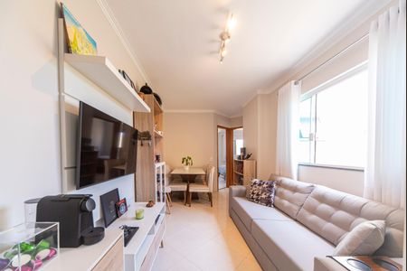 Sala de apartamento para alugar com 1 quarto, 45m² em Vila Eldizia, Santo André