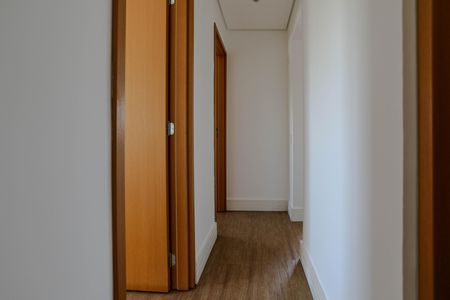 Corredor de apartamento para alugar com 3 quartos, 100m² em Jardim Armenia, Mogi das Cruzes