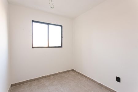 Sala de apartamento para alugar com 2 quartos, 45m² em Vila Antonina, São Paulo