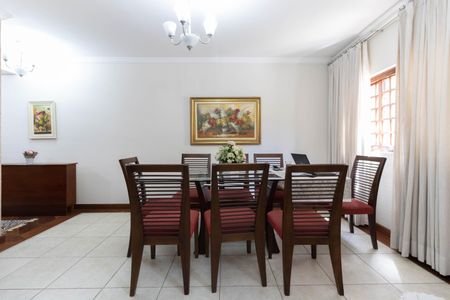 Sala de casa de condomínio à venda com 3 quartos, 102m² em Vila Brasilio Machado, São Paulo