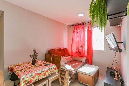 Sala de apartamento para alugar com 2 quartos, 40m² em Parque Bristol, São Paulo