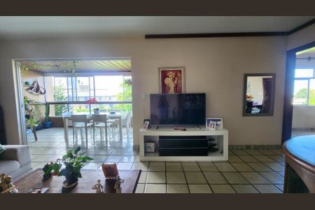 Sala 2 de apartamento para alugar com 4 quartos, 310m² em Brotas, Salvador