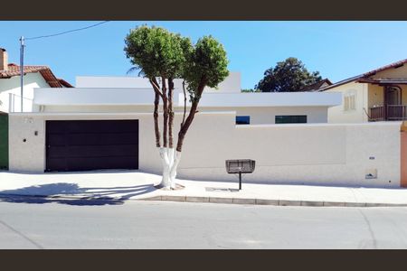 Casa à venda com 3 quartos, 360m² em Sobradinho, Lagoa Santa