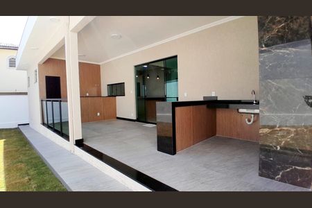 Casa à venda com 3 quartos, 360m² em Sobradinho, Lagoa Santa