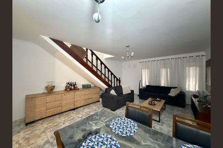 Sala de casa à venda com 2 quartos, 161m² em Jardim Monte Azul, São Paulo