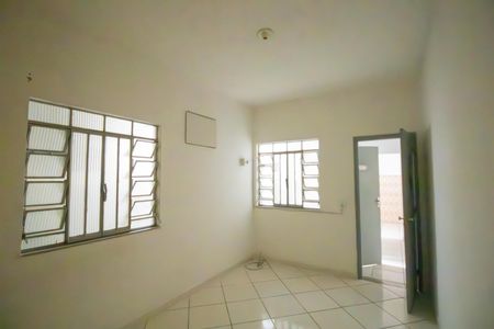 Quarto 2 de apartamento para alugar com 2 quartos, 50m² em Patronato, São Gonçalo