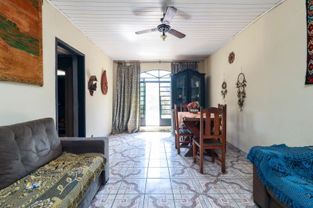 Sala de casa à venda com 3 quartos, 300m² em Jardim São Luís, São Paulo