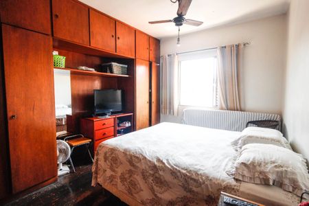 Quarto 1 de casa à venda com 4 quartos, 220m² em Vila Espanhola, São Paulo