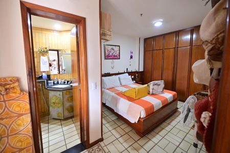 Suíte de casa de condomínio para alugar com 1 quarto, 44m² em Setor Oeste, Goiânia