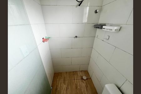 Banheiro Social de kitnet/studio para alugar com 1 quarto, 45m² em Jardim Cachoeira, São Paulo