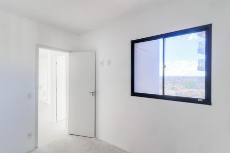 Quarto 1 de apartamento para alugar com 2 quartos, 36m² em Parque Maria Helena, São Paulo