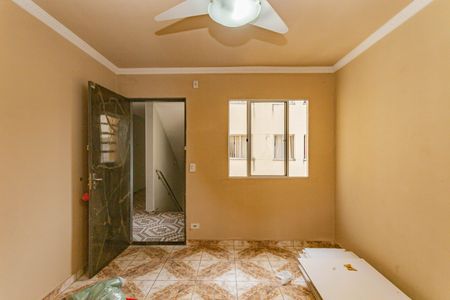 Sala de apartamento para alugar com 2 quartos, 60m² em Jardim Climax, São Paulo