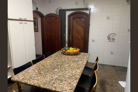 Cozinha de casa para alugar com 5 quartos, 130m² em Vila Maria Baixa, São Paulo