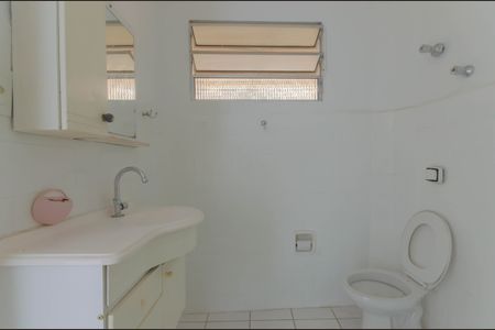 Banheiro de apartamento à venda com 1 quarto, 52m² em Vila Mariana, São Paulo