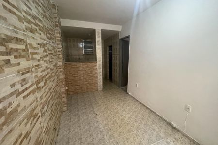 Sala de casa para alugar com 2 quartos, 101m² em Vila Centenario, Duque de Caxias