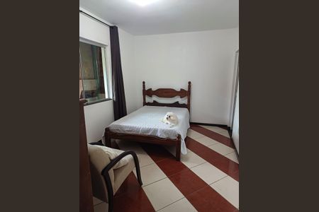 Casa à venda com 3 quartos, 440m² em Santa Cruz, Belo Horizonte