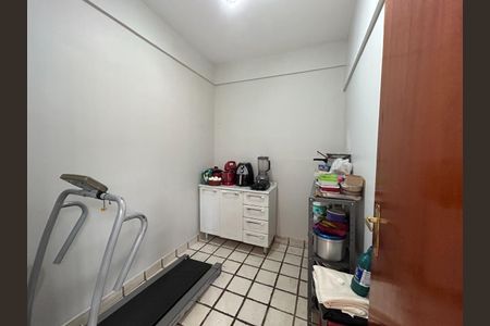 Apartamento à venda com 4 quartos, 140m² em Coracao de Jesus, Belo Horizonte