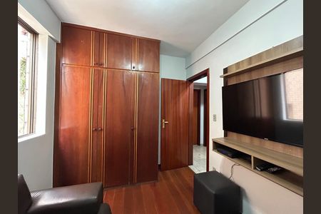 Apartamento à venda com 4 quartos, 140m² em Coracao de Jesus, Belo Horizonte