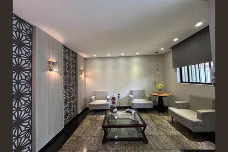 Apartamento à venda com 4 quartos, 140m² em Coracao de Jesus, Belo Horizonte