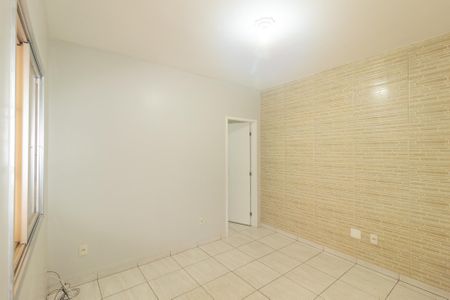 Sala de apartamento para alugar com 1 quarto, 40m² em Guaratiba, Rio de Janeiro