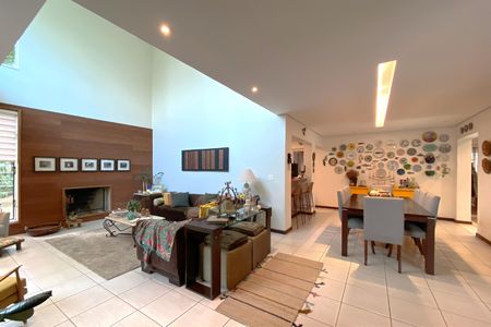 Sala de casa de condomínio à venda com 4 quartos, 344m² em Ouro Velho Mansões, Nova Lima