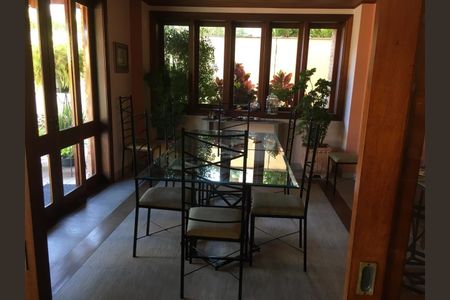 Foto 07 de casa de condomínio à venda com 5 quartos, 490m² em Residencial Cinco (Alphaville), Santana de Parnaíba