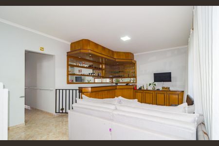 Sala de Estar de casa para alugar com 3 quartos, 400m² em Jardim Analia Franco, São Paulo