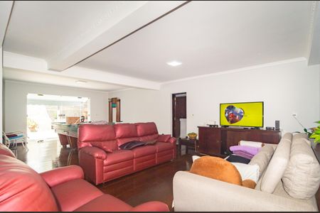 Sala de TV de casa para alugar com 3 quartos, 400m² em Jardim Analia Franco, São Paulo