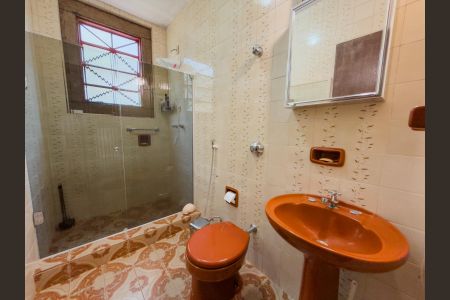 Banheiro de casa de condomínio à venda com 4 quartos, 300m² em Arvoredo, Nova Lima