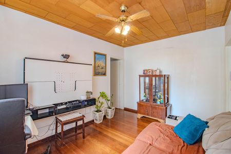 Sala de apartamento à venda com 2 quartos, 75m² em Santa Maria Goretti, Porto Alegre