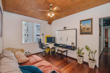 Sala de apartamento à venda com 2 quartos, 75m² em Santa Maria Goretti, Porto Alegre