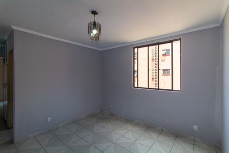Sala de apartamento para alugar com 2 quartos, 64m² em Fazenda da Juta, São Paulo