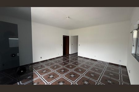 Sala de casa para alugar com 4 quartos, 250m² em Jardim Las Vegas, Santo André
