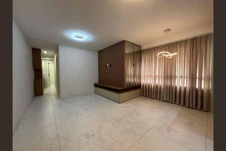 Sala de apartamento à venda com 2 quartos, 69m² em Santo Agostinho, Belo Horizonte