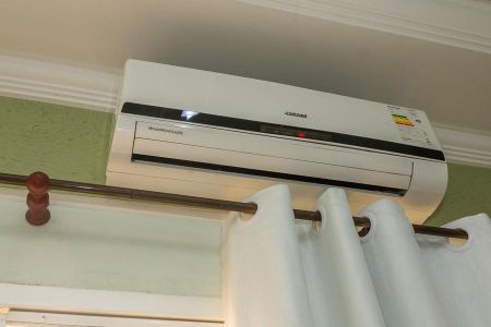 Sala de casa para alugar com 3 quartos, 209m² em Jardim Mirandola, Americana