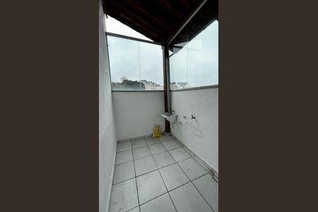 Área de Serviço de apartamento para alugar com 2 quartos, 90m² em Vila Alzira, Santo André